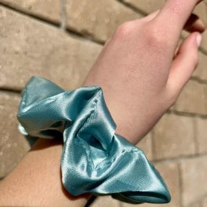 Livvie - Regular Scrunchie